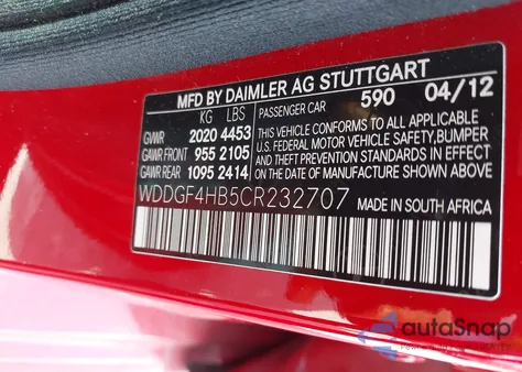 2012 Mercedes-Benz C 250 Sport z USA, uszkodzony, nr VIN WDDGF4HB5CR232707